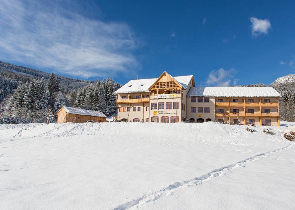 Jufa Hotel Gitschtal Weißbriach Extérieur photo